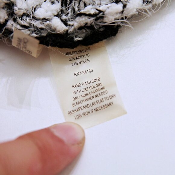 Calvin Klein Striped Fuzzy Crew Neck Long Sleeve Sweater Black White Women Size - Picture 8 of 11